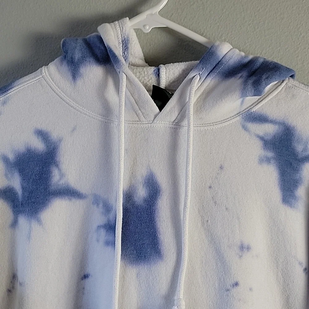 Wild Fable tie dye cropped hoodie sweatshirt - Picture 2 of 7